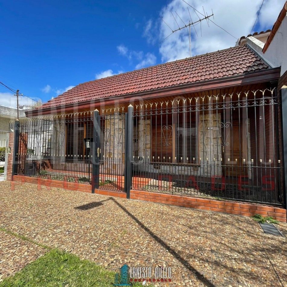 ALQUILER HERMOSA E IMPECABLE CASA 2 AMB EN QUILMES OESTE CON PATIO