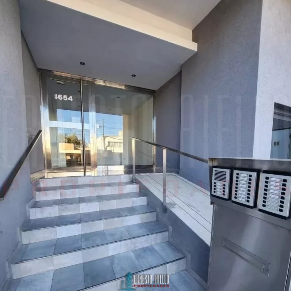 VENTA DEPARTAMENTO 3 AMBIENTES A ESTRENAR CON BALCON CORRIDO AL FRENTE, BERAZATEGUI. 