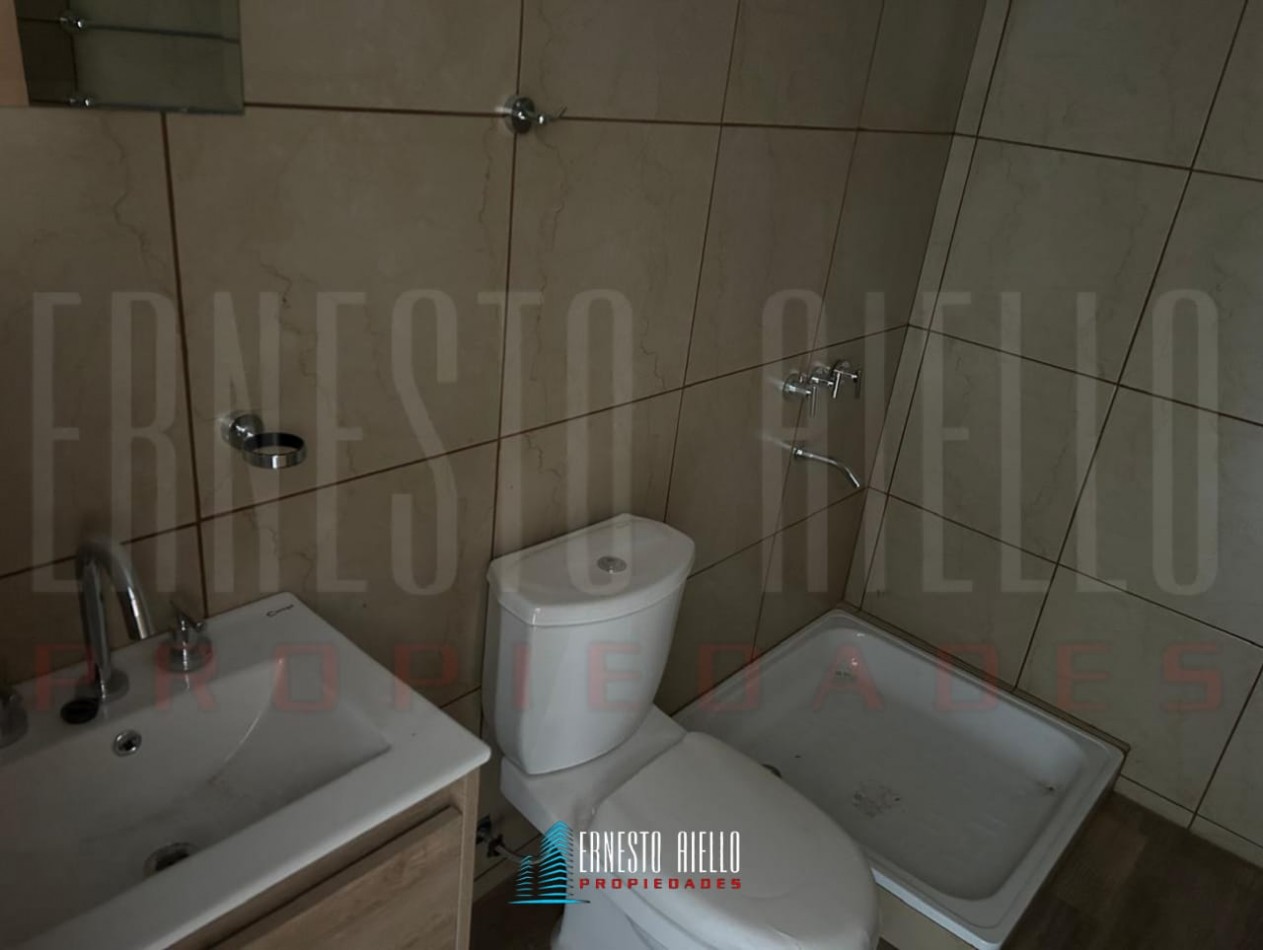 A. ¡ALQUILER DEPARTAMENTO DOS AMBIENTES EN QUILMES!