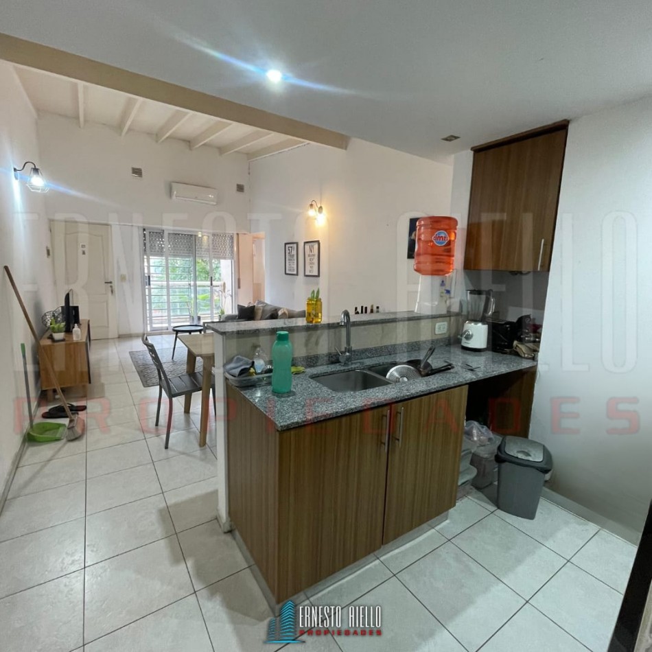 ¡ALQUILER DEPARTAMENTO DE DOS AMBIENTES CON DOBLE BALCON EN BERNAL CENTRO!