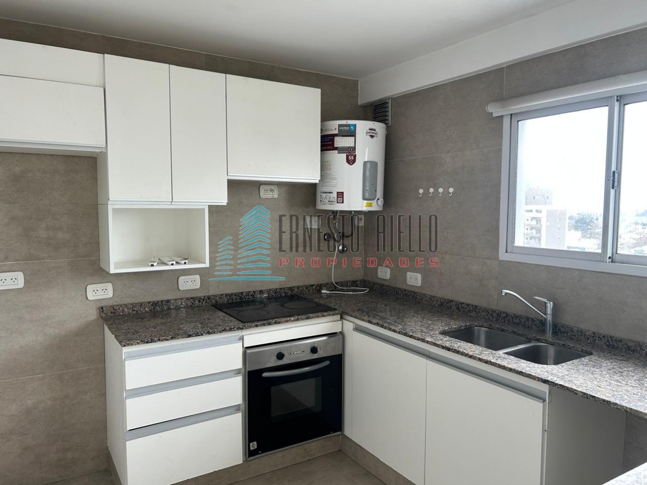 A. ALQUILER TRES AMBIENTES CON COCHERA - CENTRO DE QUILMES