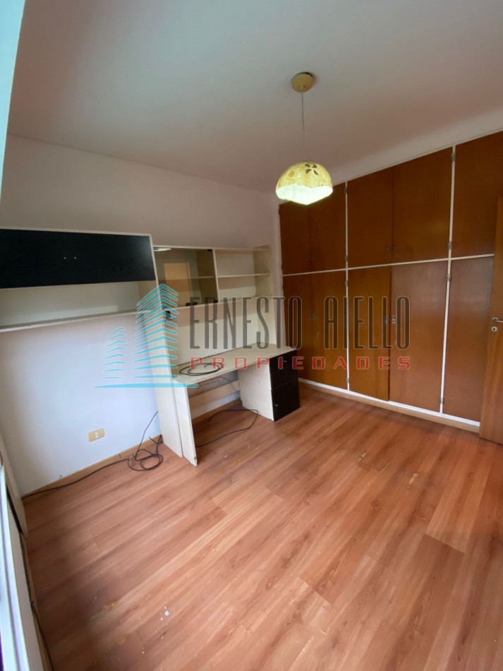 VENTA DEPARTAMENTO TRES AMBIENTES CON COCHERA EN TORRES DE GUIDO 