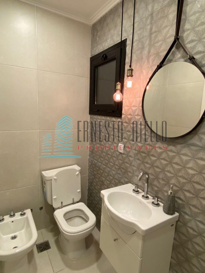 A. VENTA Imponente Casa 5 Ambientes - Las Acacias de Hudson