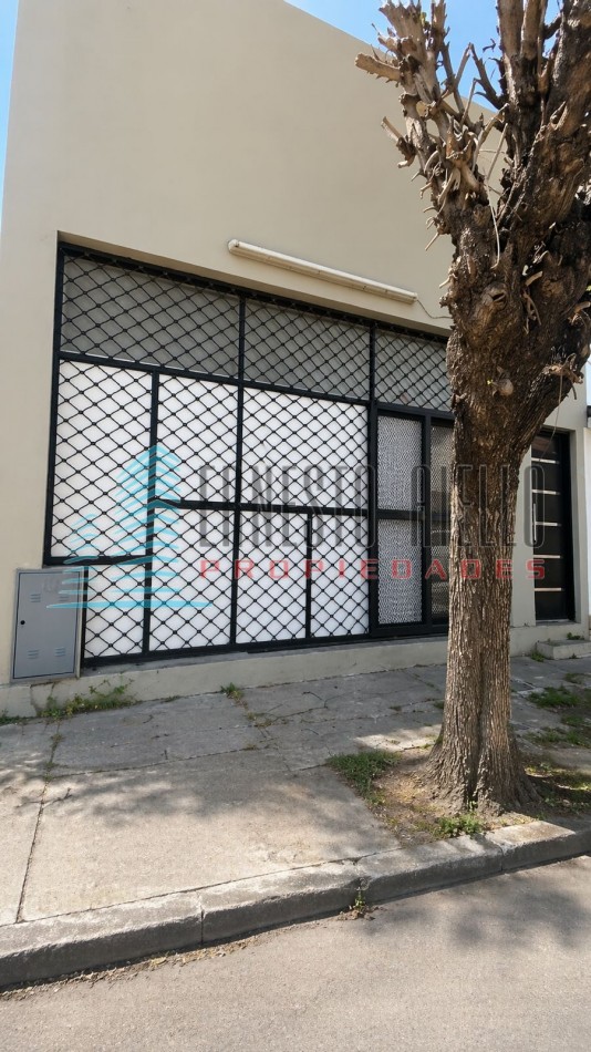 A. VENTA CASA 3 Ambientes con Local - Quilmes Oeste