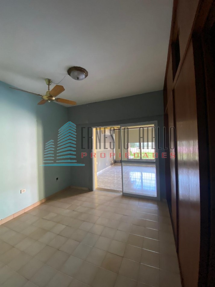 Venta Excelente Casa en Una Sola Planta con Piscina - Quilmes