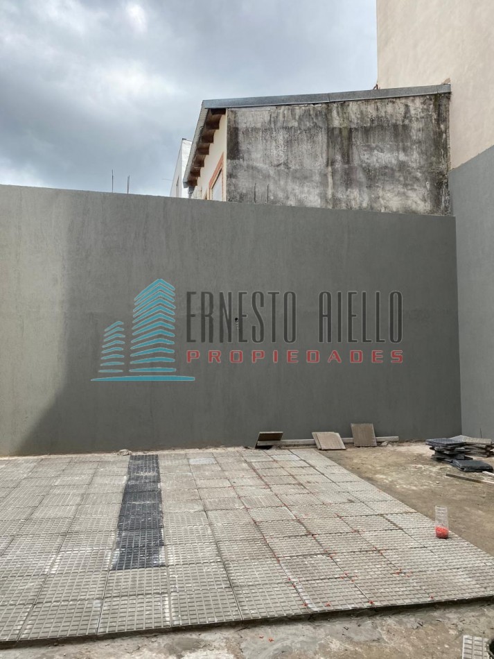 ¡VENTA DEPARTAMENTO DOS AMBIENTES EN QUILMES, OPORTUNIDAD!