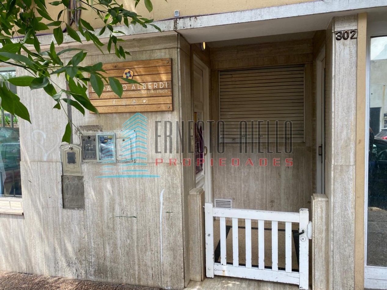 A. VENTA LOCAL COMERCIAL QUILMES