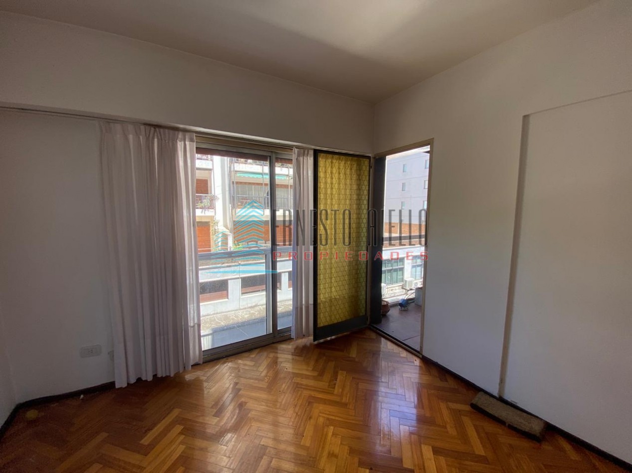 A. Departamento Tres Ambientes en Venta - Quilmes Centro