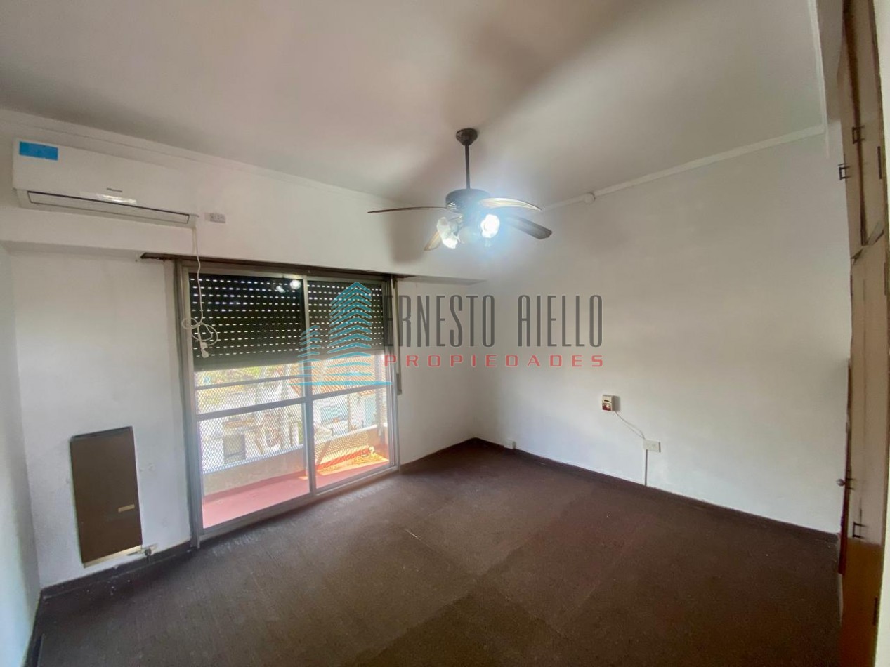 A. VENTA CASA 3 Ambientes con Local - Quilmes Oeste