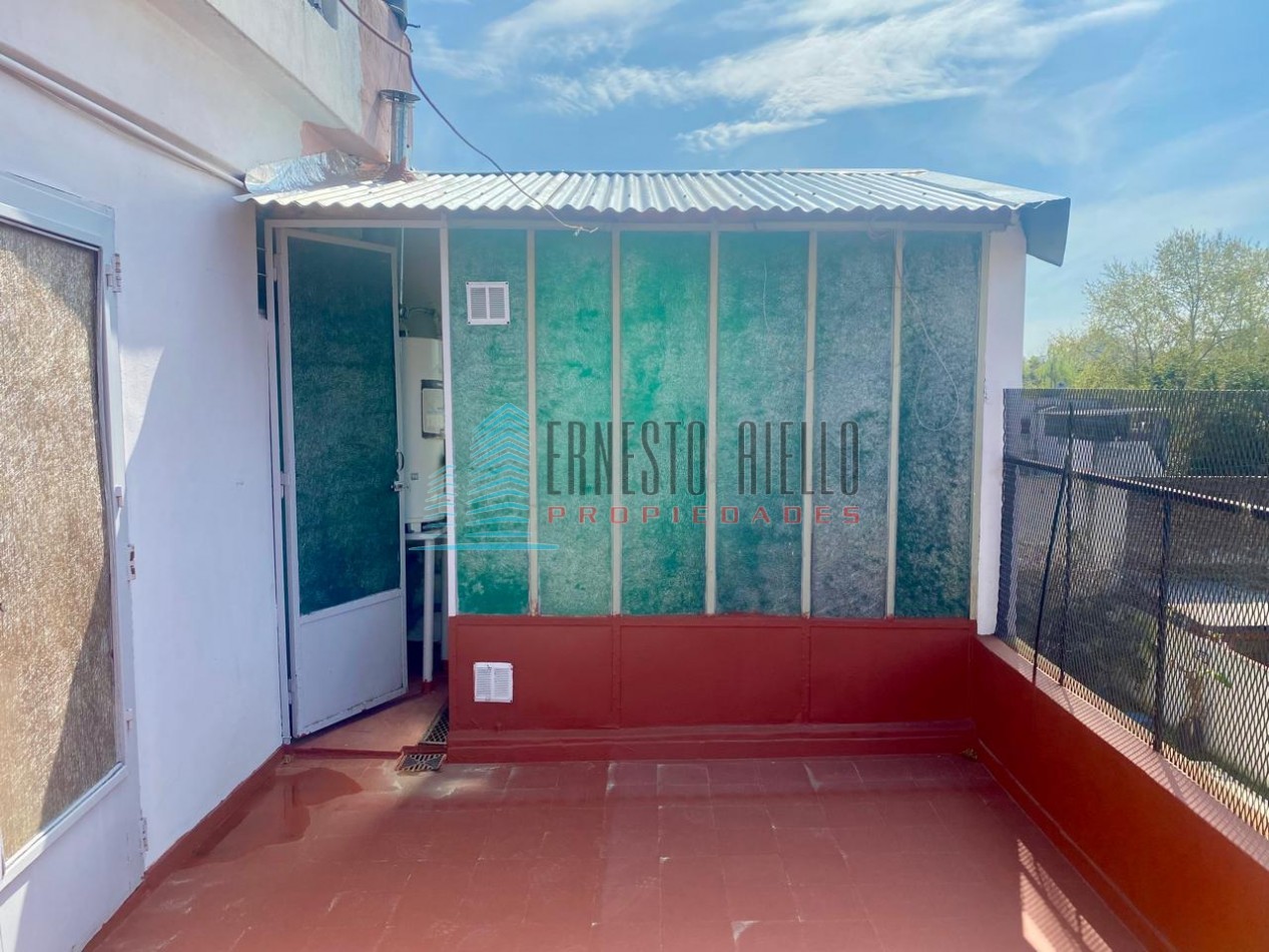 A. VENTA CASA 3 Ambientes con Local - Quilmes Oeste
