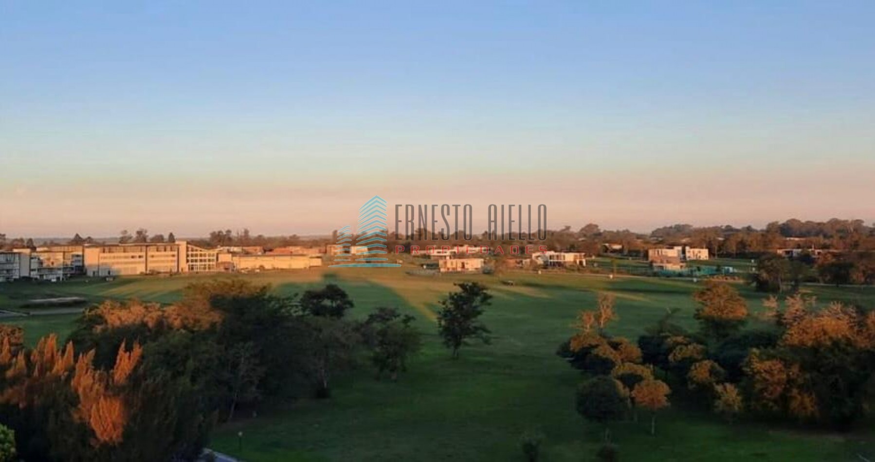 A. VENTA LOTE ESPECATACULAR  BARRIO - Greenville Polo & Resort