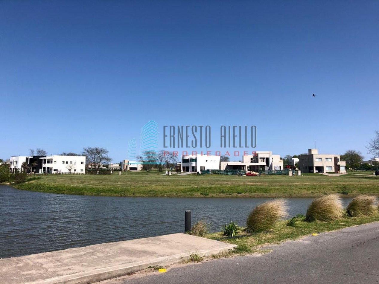A. VENTA LOTE ESPECATACULAR  BARRIO - Greenville Polo & Resort