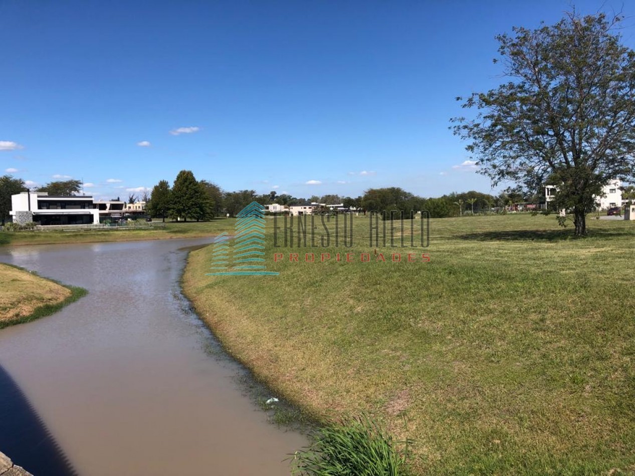 A. VENTA LOTE ESPECATACULAR  BARRIO - Greenville Polo & Resort