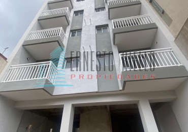 ¡VENTA DEPARTAMENTO DOS AMBIENTES EN QUILMES, OPORTUNIDAD!