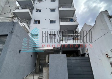 A. ALQUILER TRES AMBIENTES CON COCHERA - CENTRO DE QUILMES