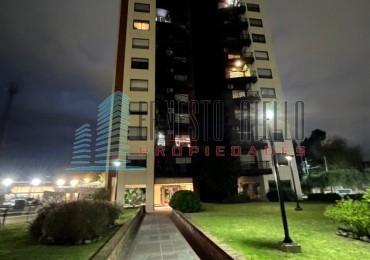A.  - Alquiler Departamento Tres Ambientes - Torres de Guido con Cochera